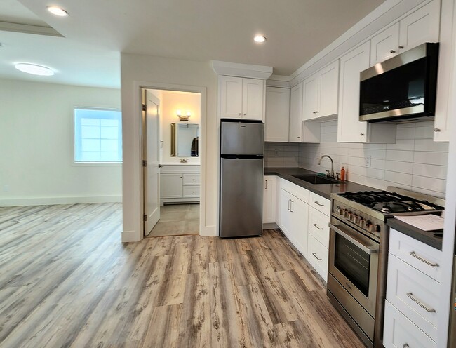 Photo - 6235 Aura Ave Unit 6237