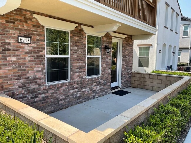 Photo - 6943 E Riverside Dr
