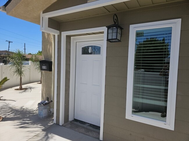 Building Photo - Brand New 2 Bedroom 1.5 Bath Home