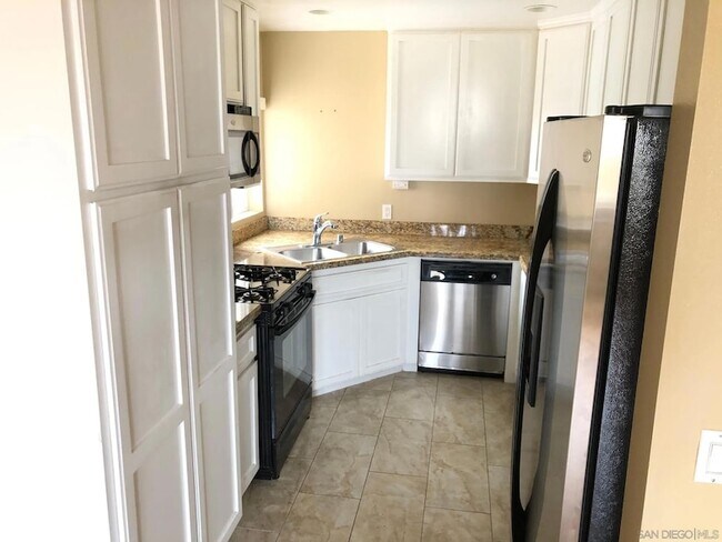 Photo - 7280 Hyatt St Unit 3