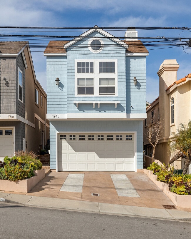 Photo - 1743 Havemeyer Ln