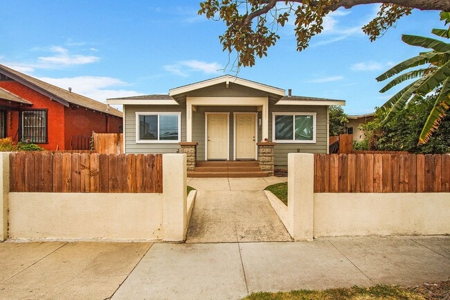 Building Photo - Olive Avenue Triplex Unit 2253 Olive Ave Rental