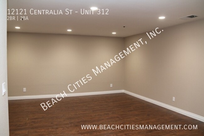 Photo - 12121 Centralia St Unit 312