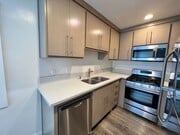 Photo - 3510 Clarington Ave Unit 03