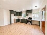 Photo - 540 Crosby St
