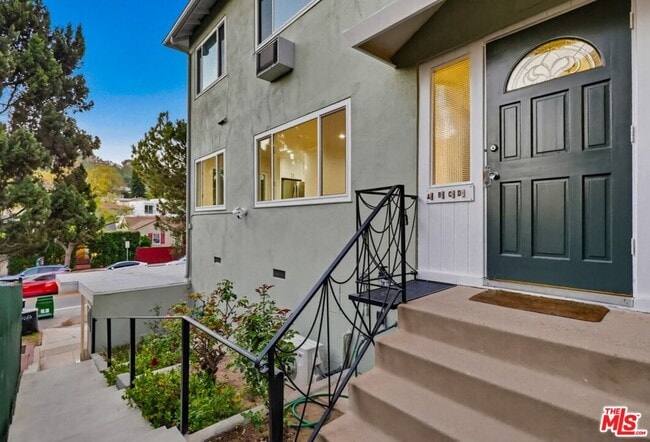 Photo - 1828 Silver Lake Blvd