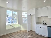 Photo - 1356 E 94th St Townhome