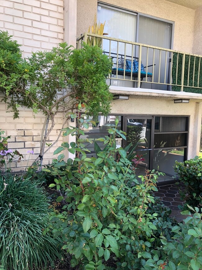 Photo - 514 Gramercy S Pl Unit 04