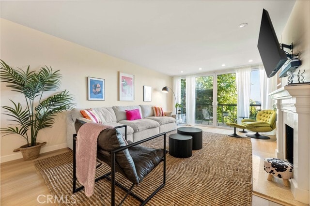 Building Photo - 8535 W Knoll Dr Unit 312