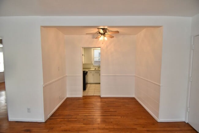 Photo - 14830 Dickens St Unit 02