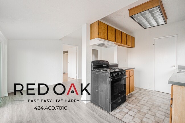 Photo - 476 1/2 Crane Blvd Unit 476 1/2