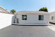 Photo - 14836 Archwood St Apartment Unit 7