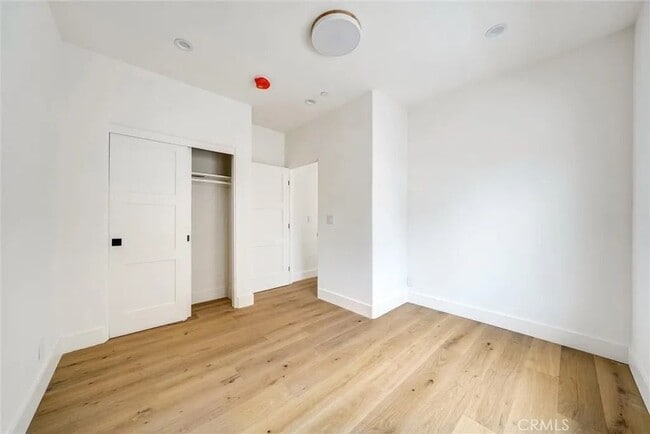 Photo - 1569 Wesley Ave