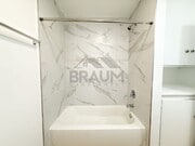 Photo - 6041 Whitsett Ave Unit 202