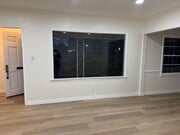 Photo - 13345 Burbank Blvd