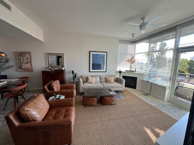 Living Room - 475 Redwood St Unit Alicante #312