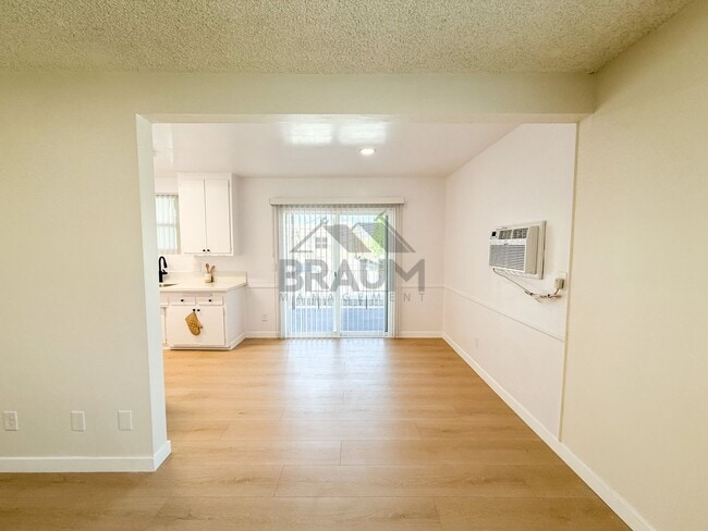 Photo - 19405 Haynes St Unit 8