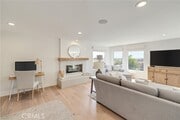 Photo - 652 10th St Townhome