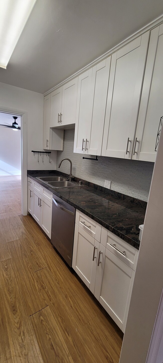 Photo - 12219 Ocean Park Blvd Unit 12219