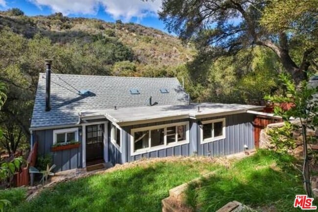Photo - 638 N Topanga Canyon Blvd House