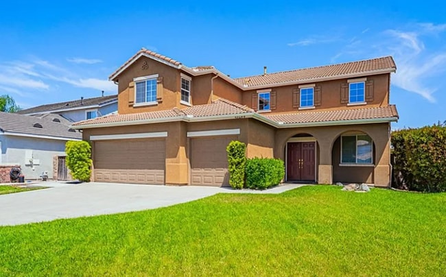 Photo - Gorgeous Four Bedroom Three Bathroom Home ...