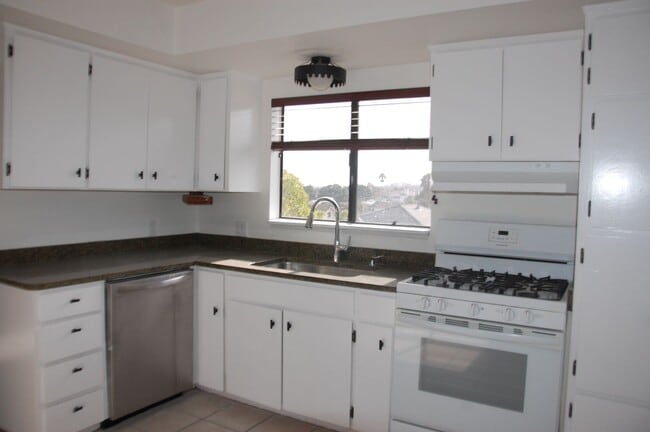 Photo - Lower Riviera Home