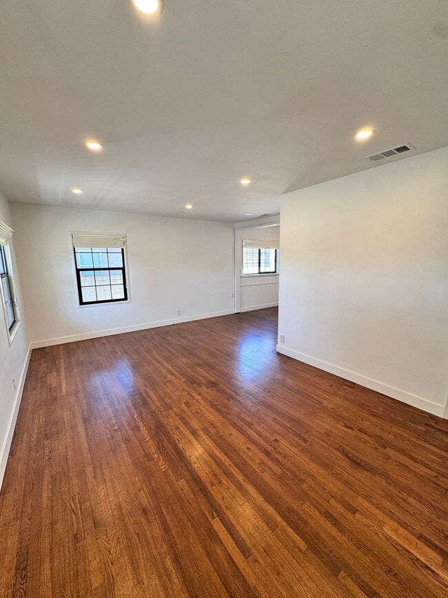 Photo - 5833 E Parapet St