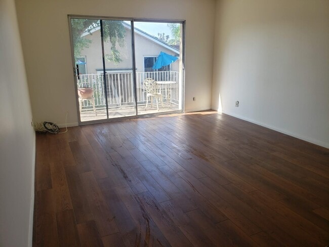 Building Photo - 4475 Dale Ave Unit 211