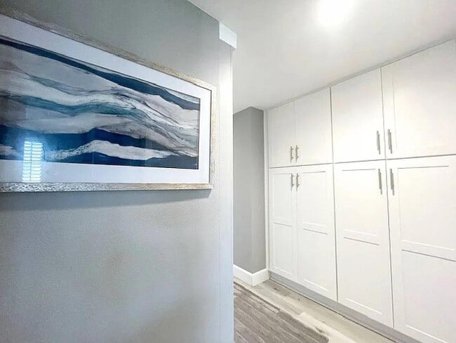 Photo - 8131 Racepoint Dr Unit 201
