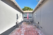 Photo - 839 Grant St