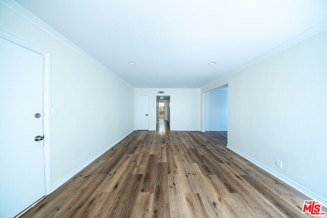 Building Photo - 9205 Alcott St Unit 1