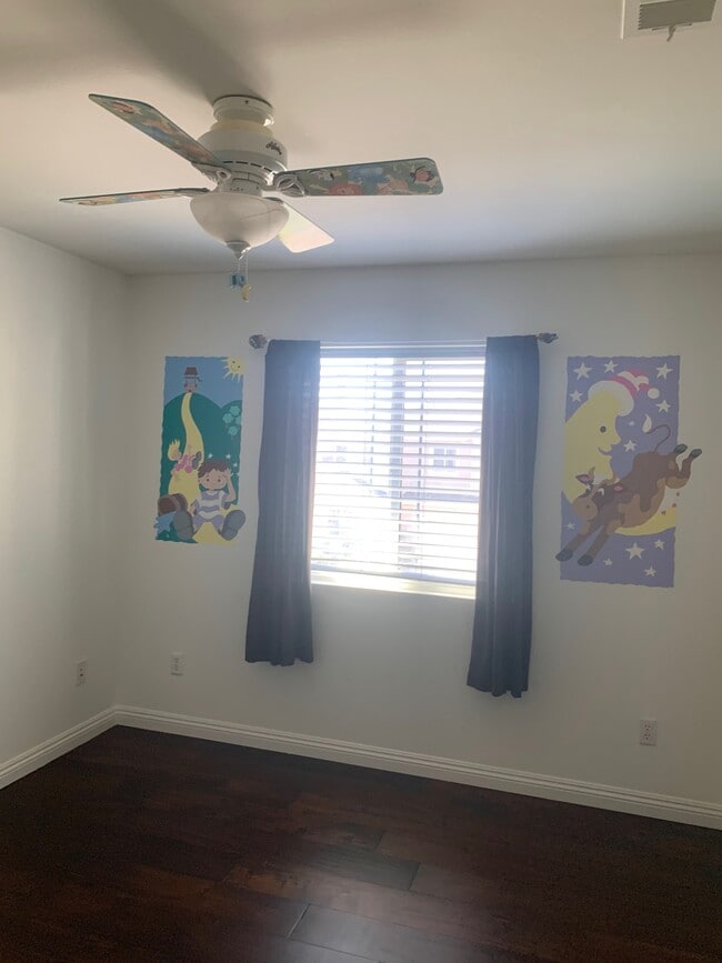 Photo - 2568 S Rochelle Ave