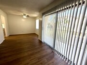 DA+Balcony - 1247 Amherst Ave