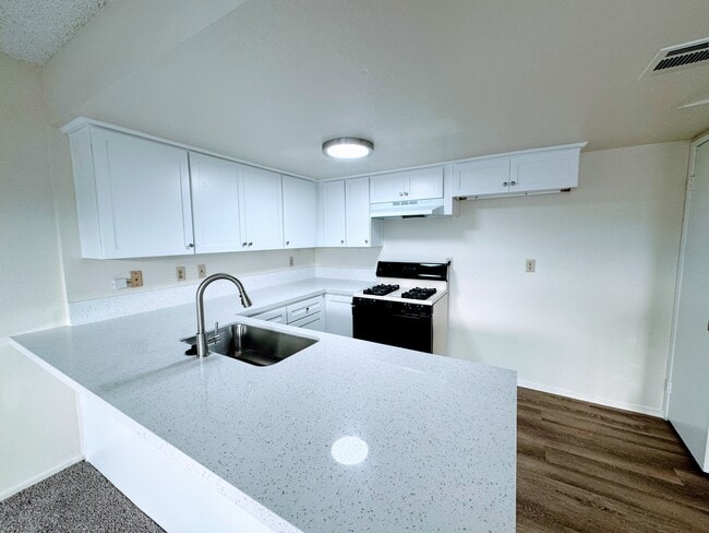 Kitchen - Orchard Plaza Apartments