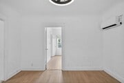 Photo - 621 Morrison St