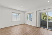 301- Living 1 - 825 De la Vina St Apartments