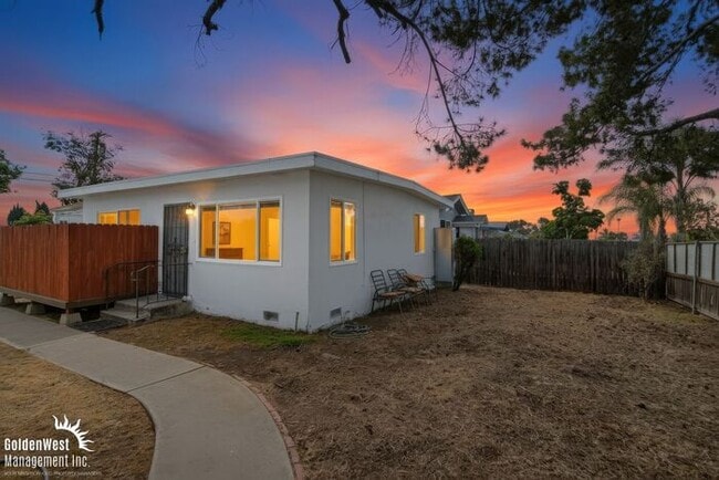 Building Photo - Fully Updated 3Bdm 2Ba Home Located in a Prime Area of San Diego