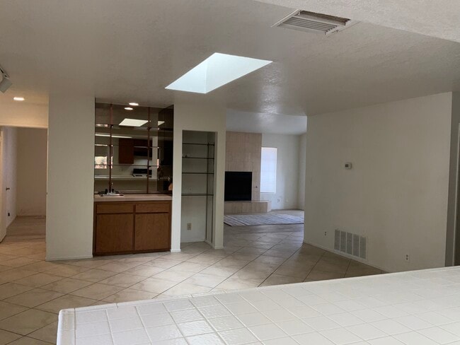 Photo - 34220 Linda Way