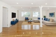 Photo - 1610 N Hoover St Townhome