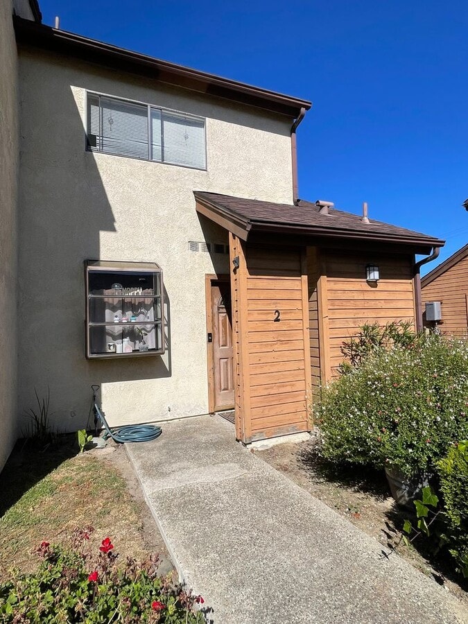 Two Bedroom Condo on Southside - Two Bedroom Condo on Southside