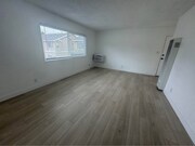 Photo - 5776 Rostrata Ave Unit 08