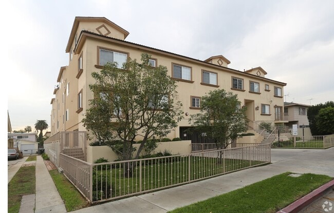 Photo - 3621 Westwood Townhomes