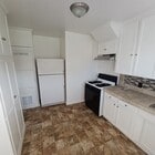 Kitchen - 1300 Manhattan Beach Blvd Apartments Unit 1300 Manhattan Beach Blvd