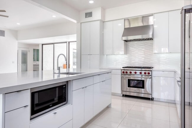 Photo - 45765 Hopi Rd