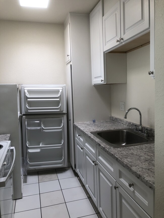 Photo - 514 Gramercy S Pl Unit 04