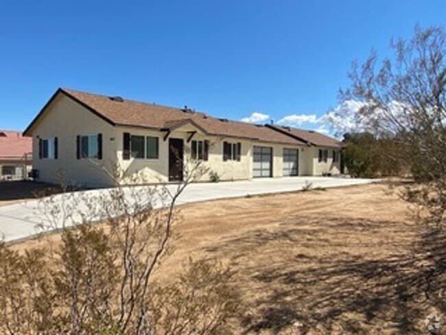 Building Photo - 61809 Valley View Cir Unit A Rental