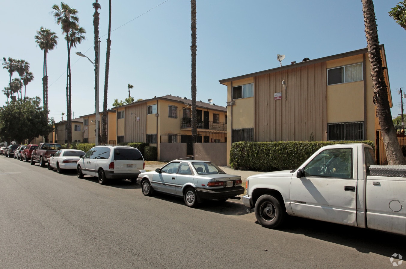 Photo - 1513 E Kay St Apartments