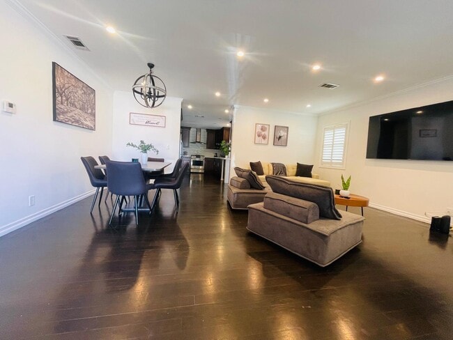 Building Photo - 17946 Valley Vista Blvd