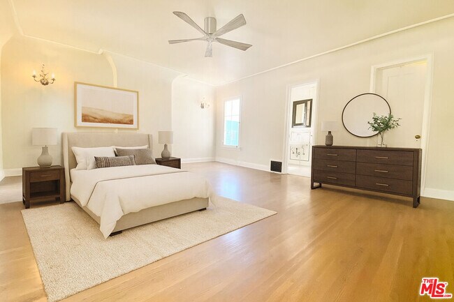 Photo - 753 S Ogden Dr