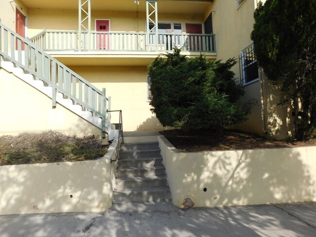 Photo - Sunset Drive, 4363-4377 Unit 4367